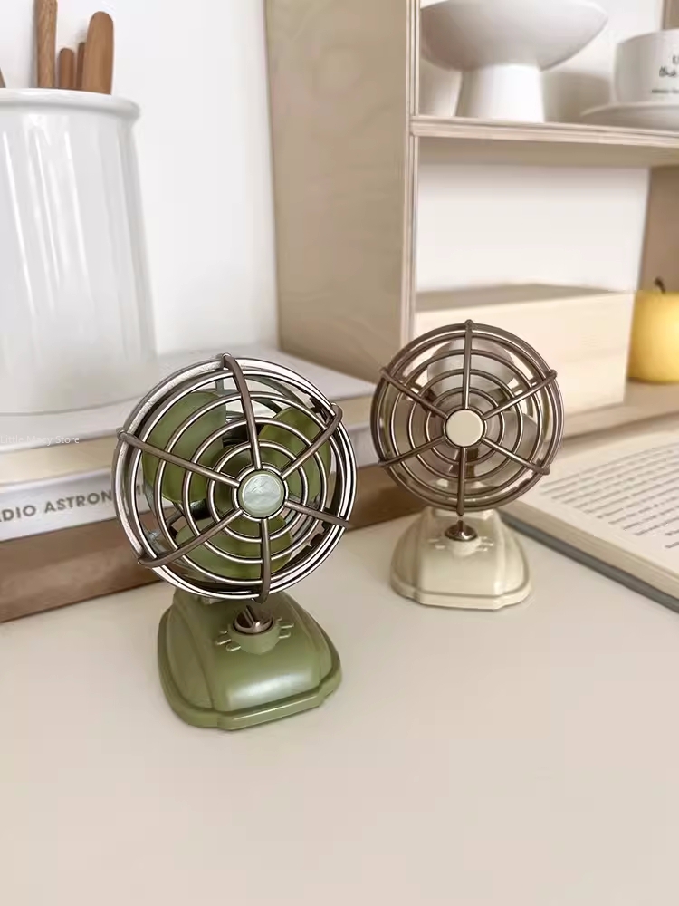 Retro Desktop Small Fan USB Ch - Office Furniture Wholesale recension och pris