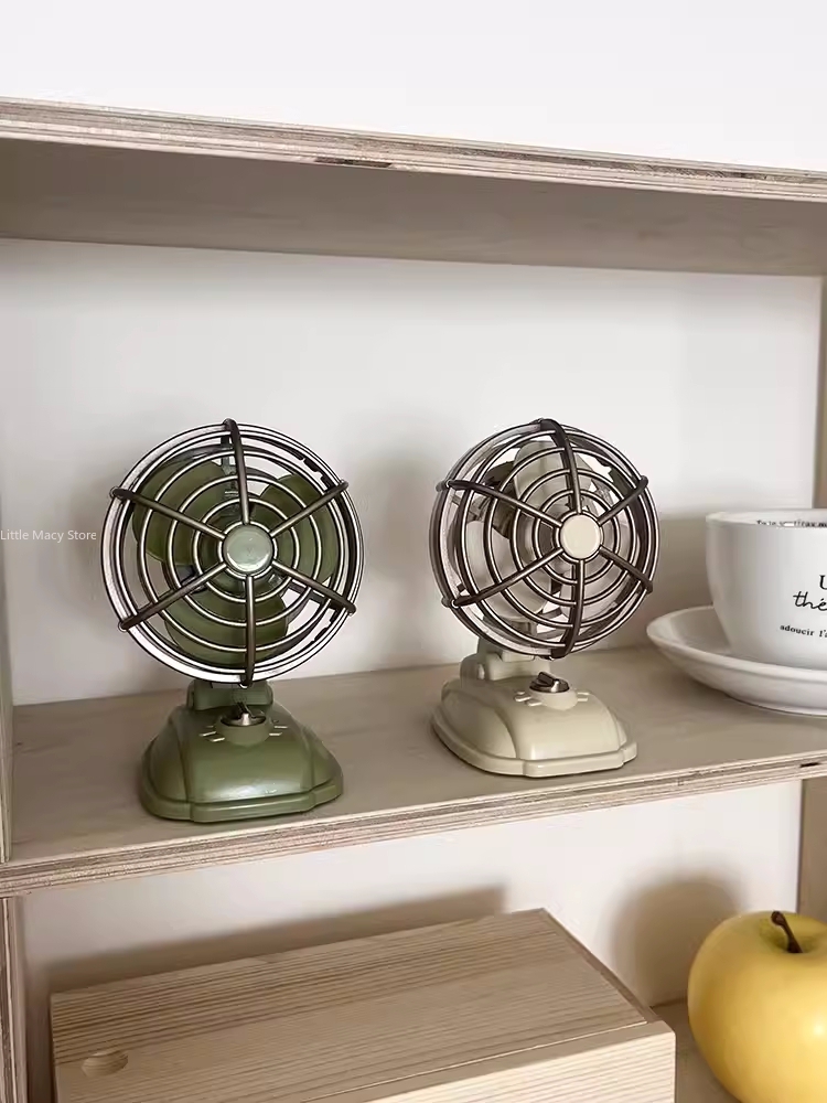 Retro Desktop Small Fan USB Ch - Office Furniture Wholesale recension och pris